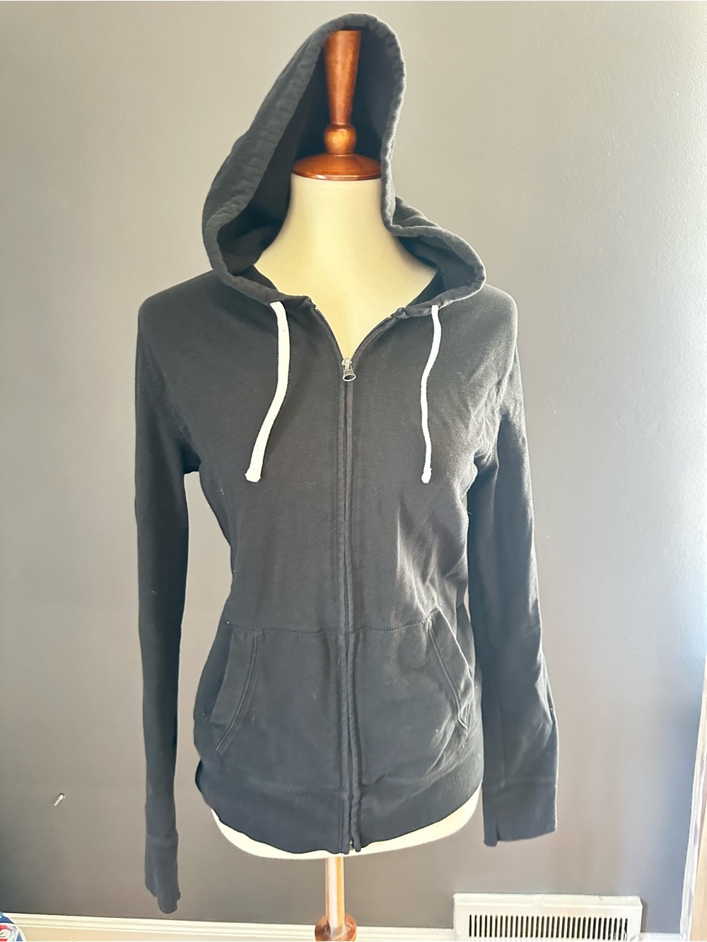 Mossimo Supply Co Black Zip Up Hoodie Women’s Large Unisex Lightweight